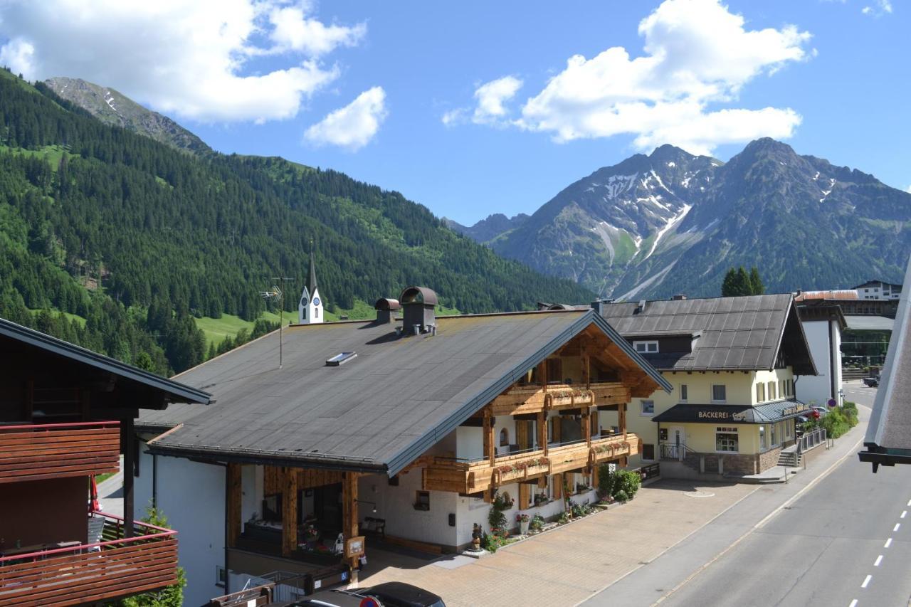 Alp-chalet Aparthotel Hirschegg (Vorarlberg)