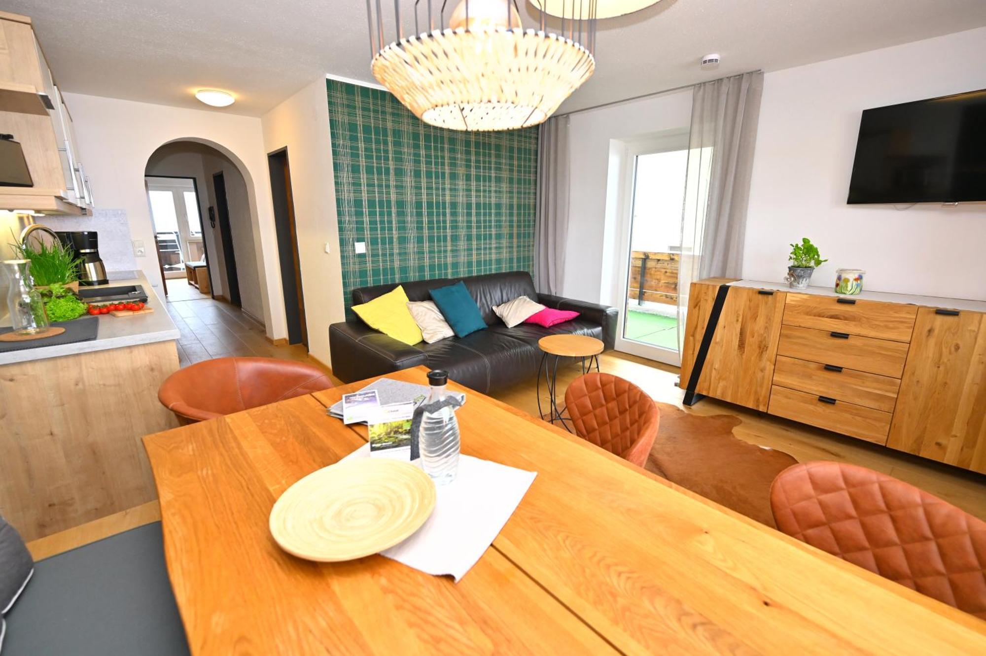 Alp-chalet Aparthotel 3*